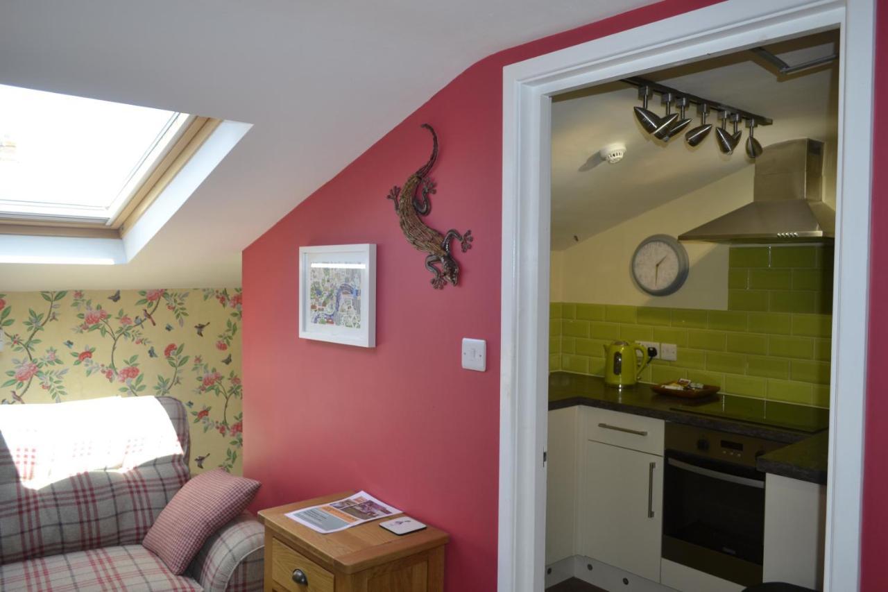 The Lawns Tea Room And B&B Ashcott Exterior photo